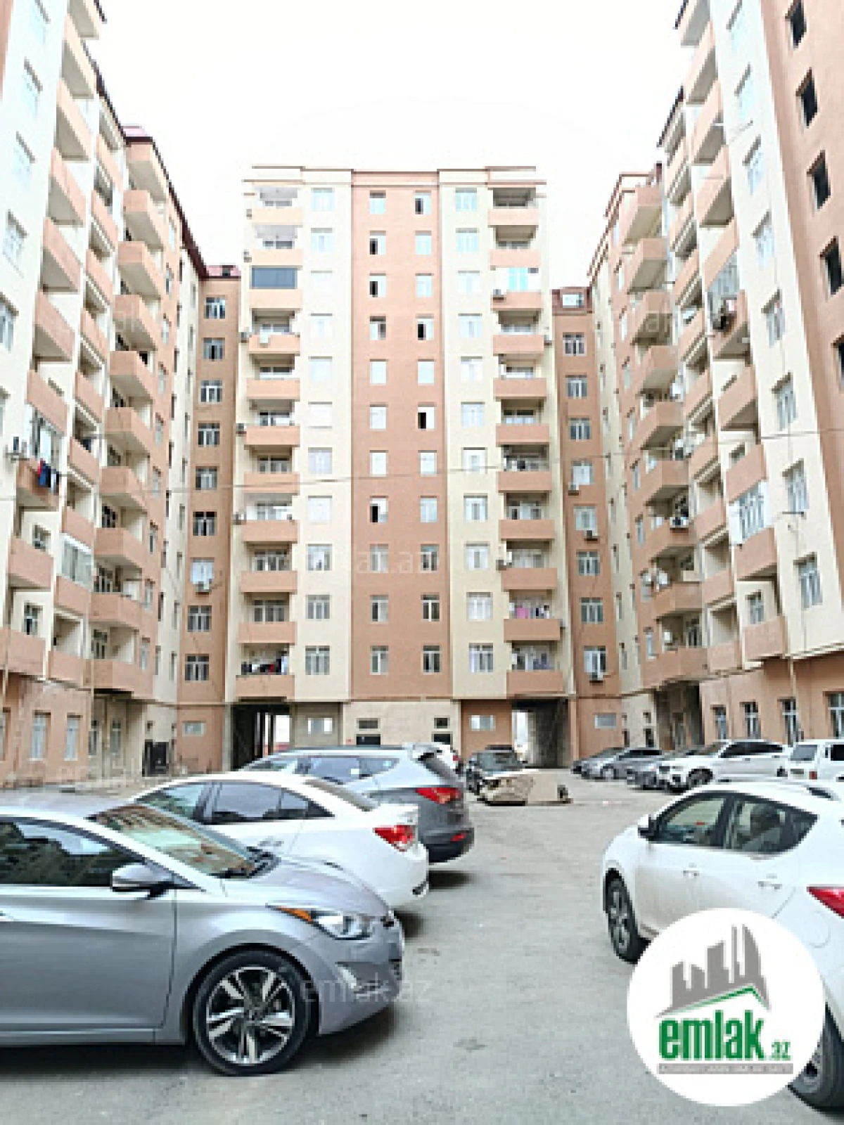 Satılır 3 otaqlı yeni tikili 80 m²