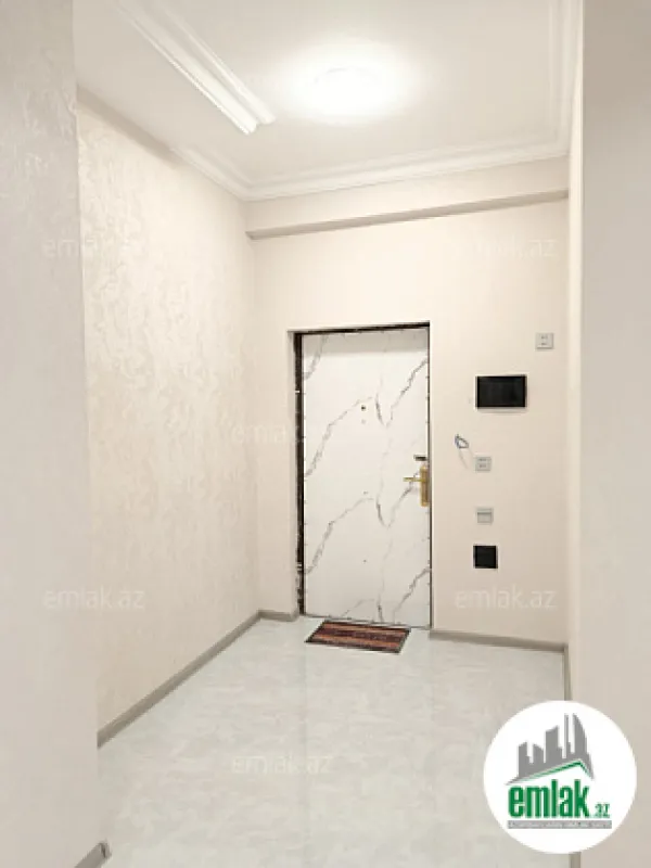 Satılır 3 otaqlı yeni tikili 80 m²