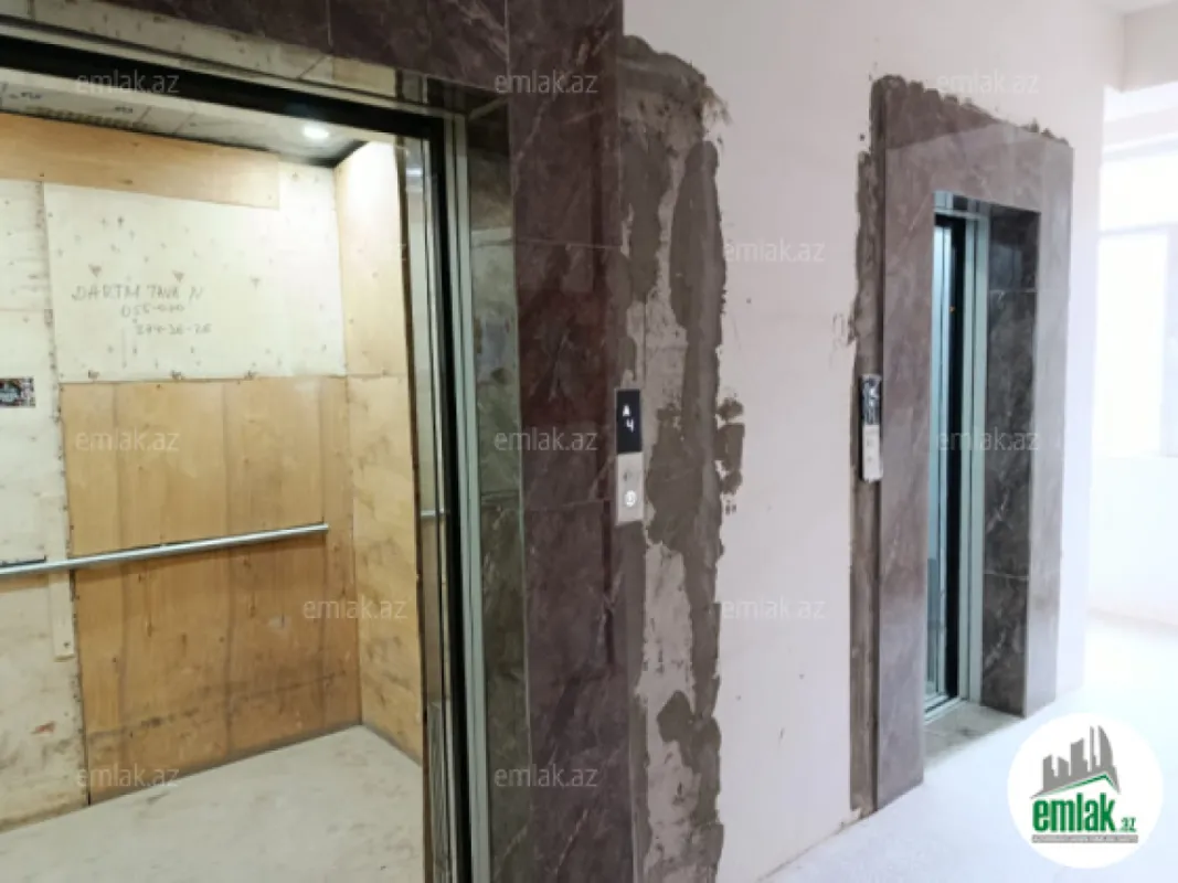 Satılır 3 otaqlı yeni tikili 80 m²