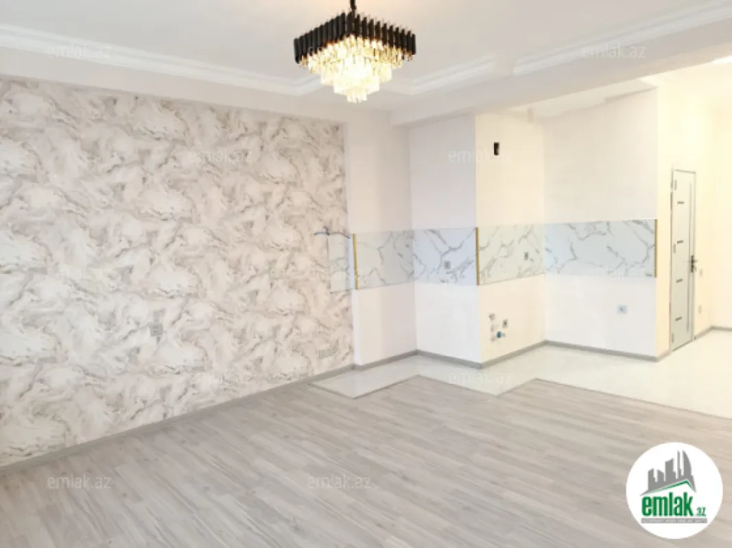 Satılır 3 otaqlı yeni tikili 80 m²
