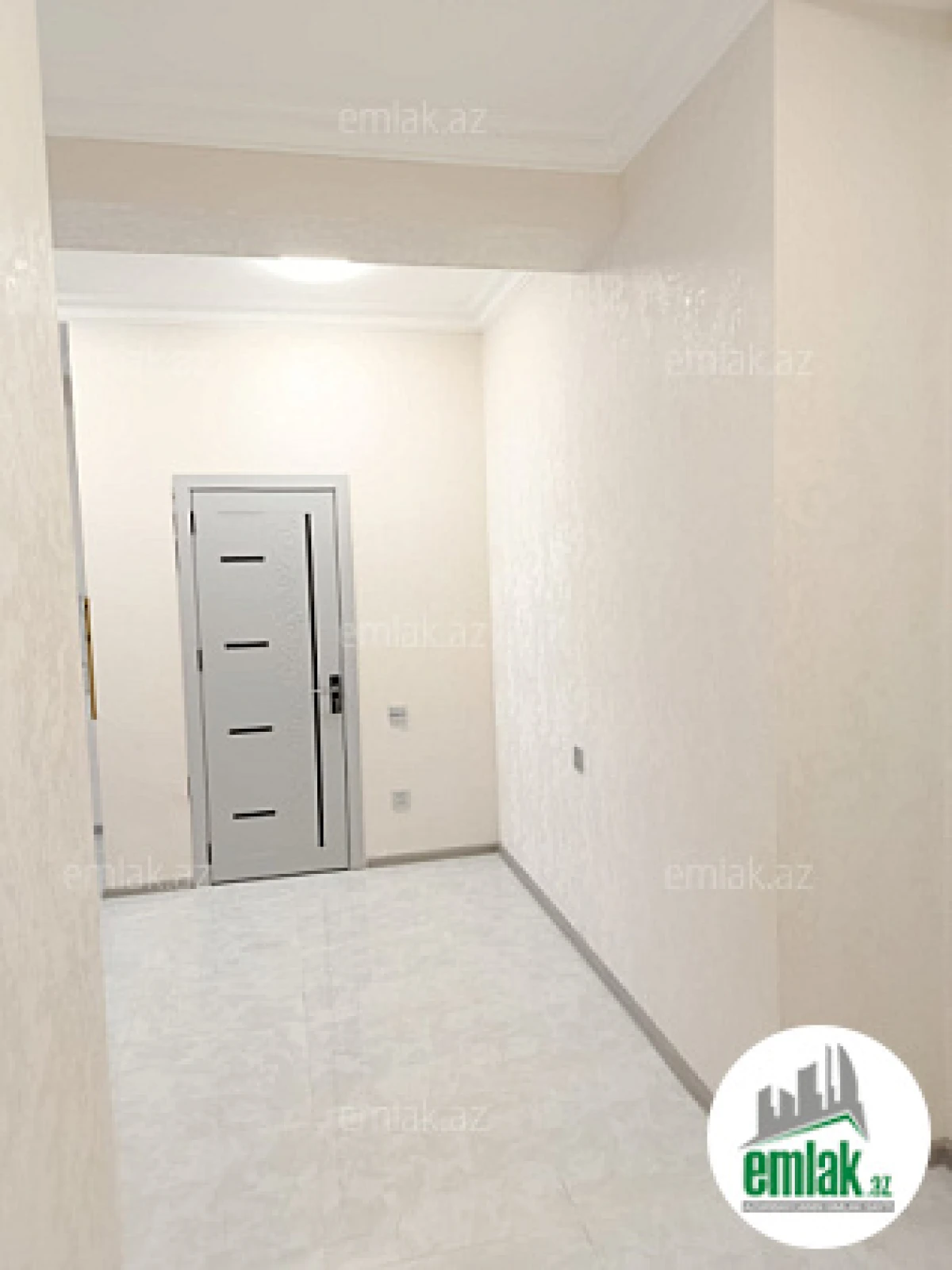 Satılır 3 otaqlı yeni tikili 80 m²