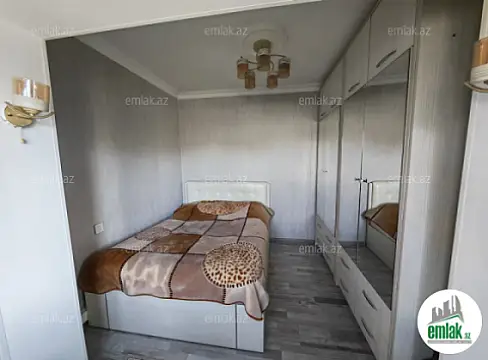 Satılır 3 otaqlı köhnə tikili 70 m²