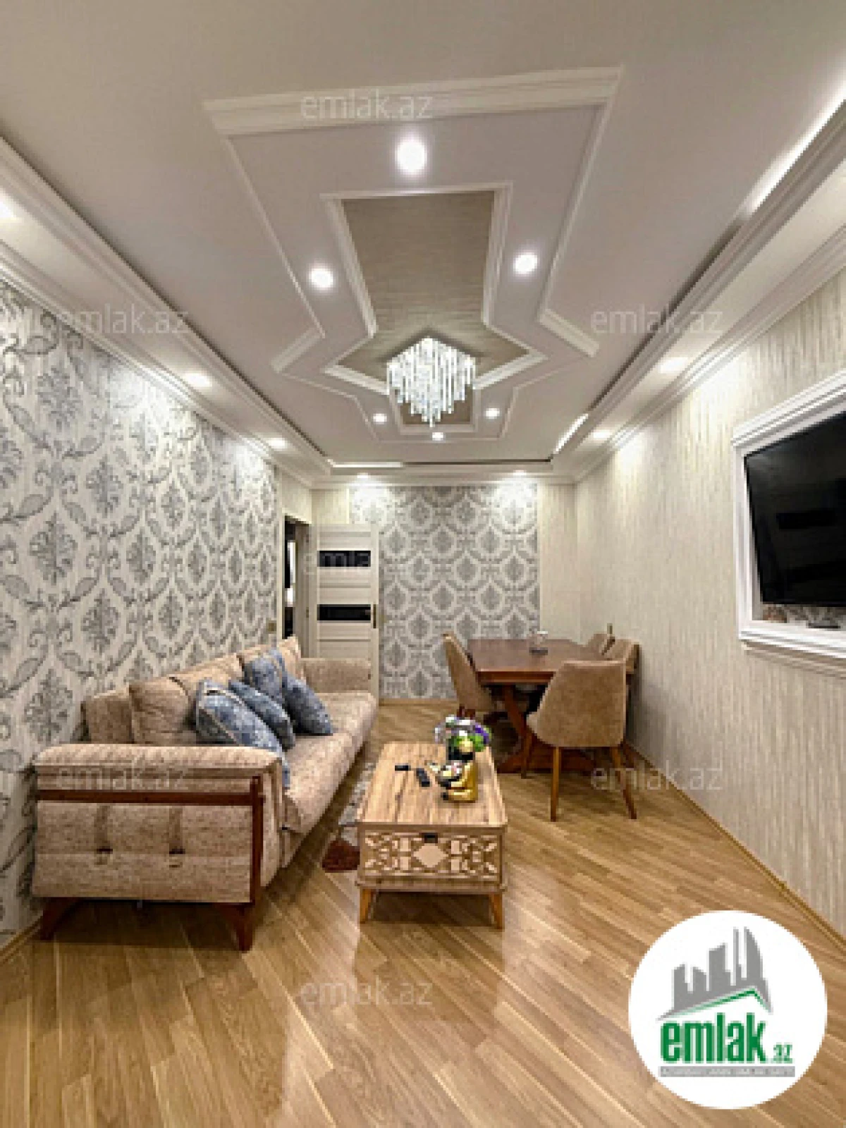Satılır 3 otaqlı köhnə tikili 76 m²
