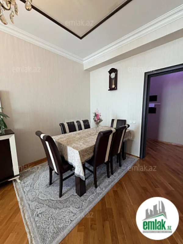 Satılır 3 otaqlı yeni tikili 90 m²