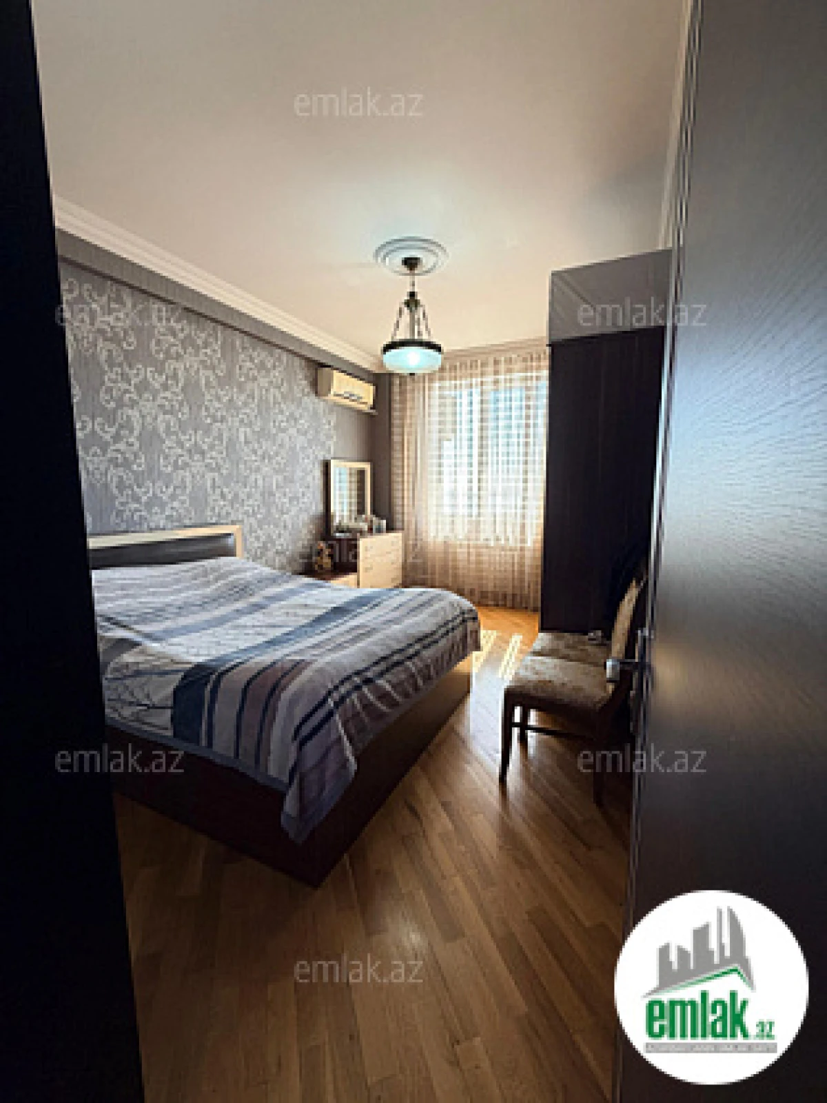 Satılır 3 otaqlı yeni tikili 90 m²