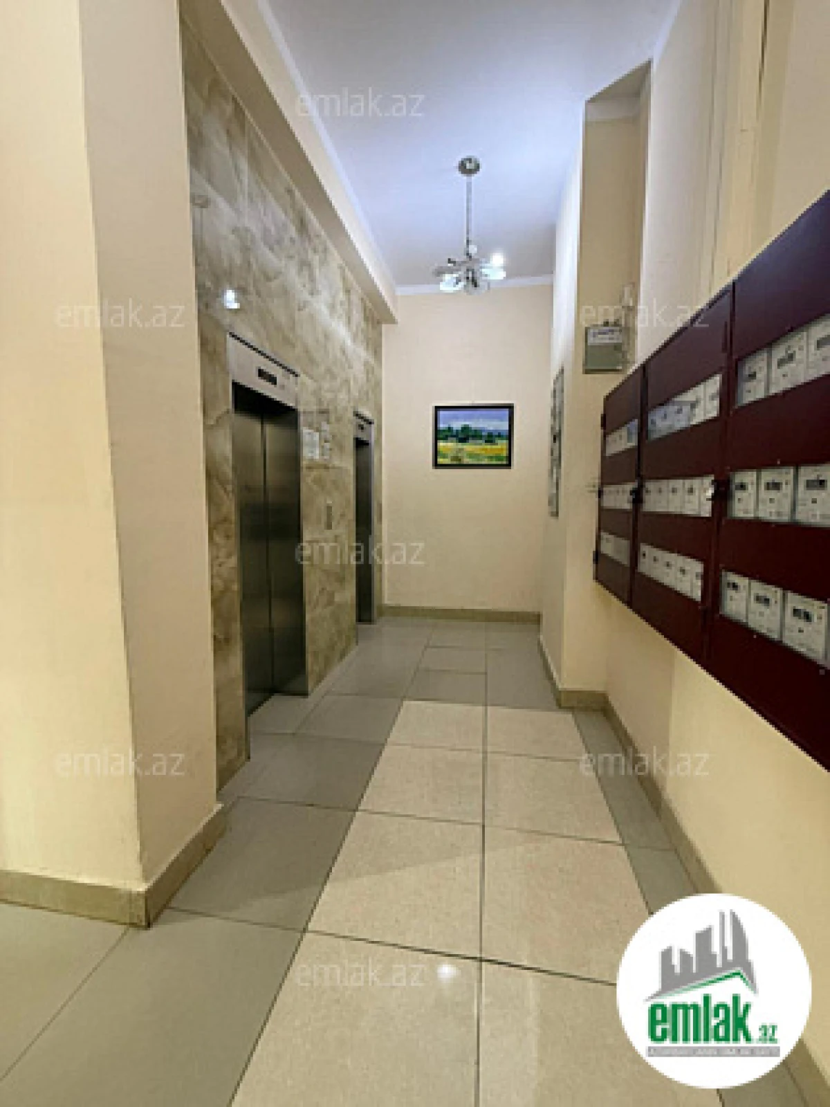 Satılır 2 otaqlı yeni tikili 60 m²