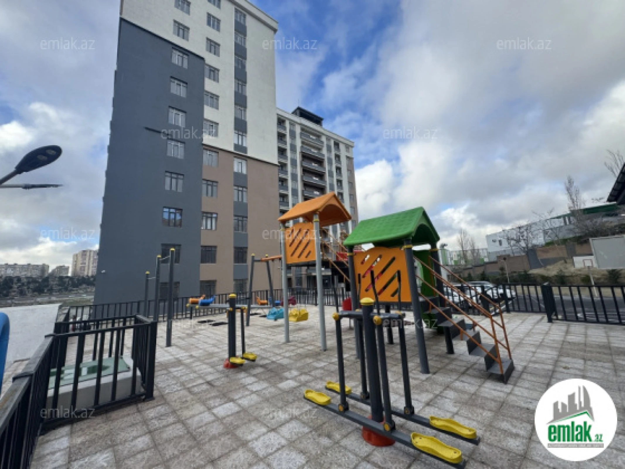 Satılır 2 otaqlı yeni tikili 48 m²