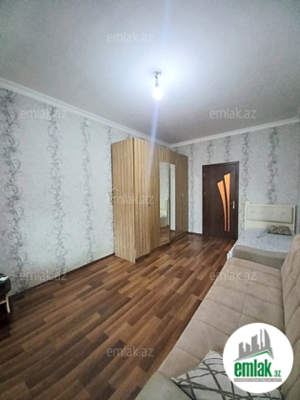 Satılır 2 otaqlı köhnə tikili 45 m²