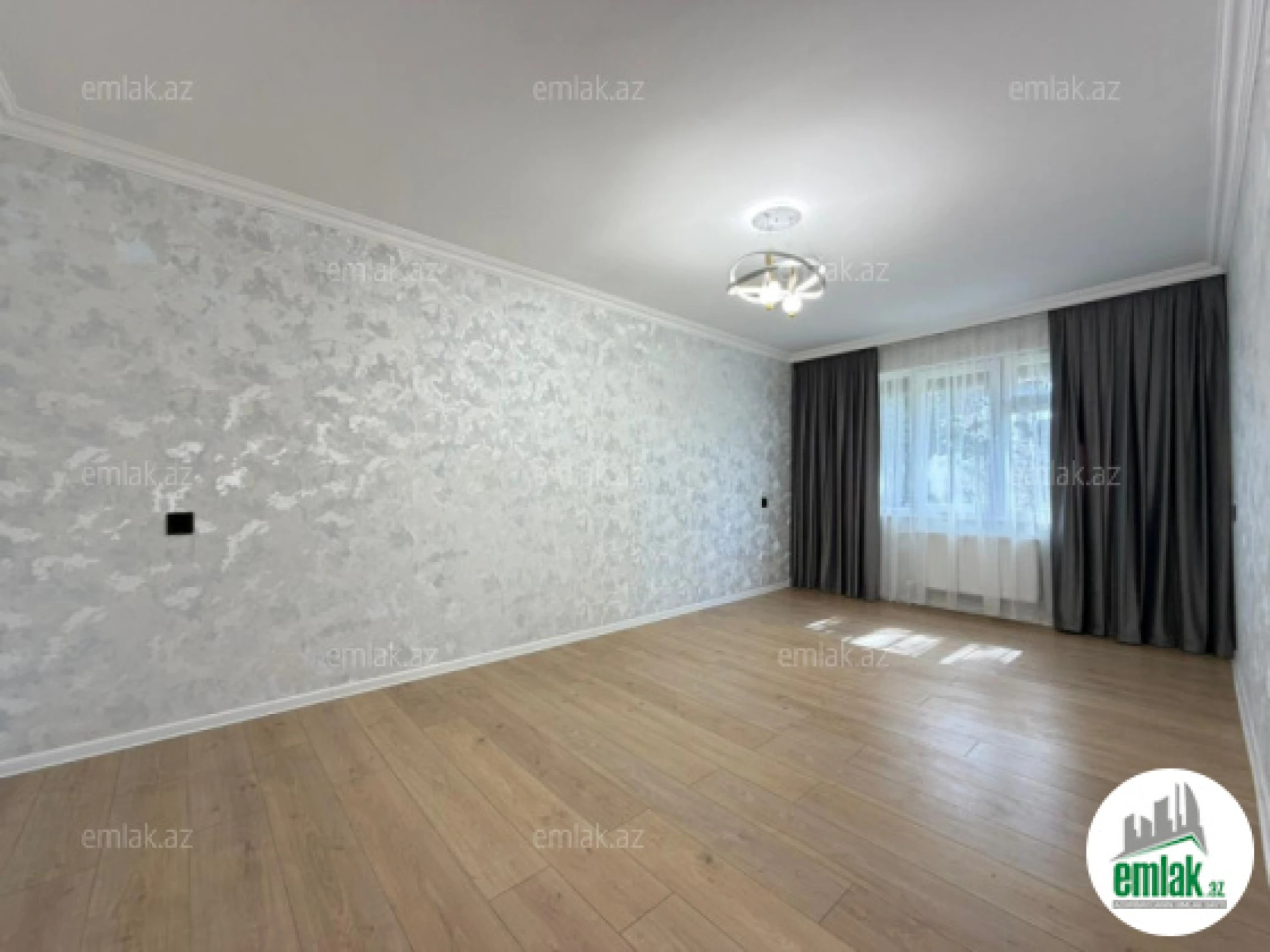 Satılır 3 otaqlı köhnə tikili 74 m²