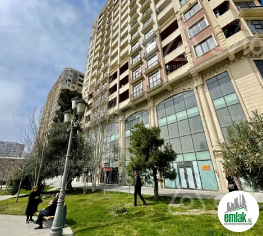 Satılır 3 otaqlı yeni tikili 138 m²