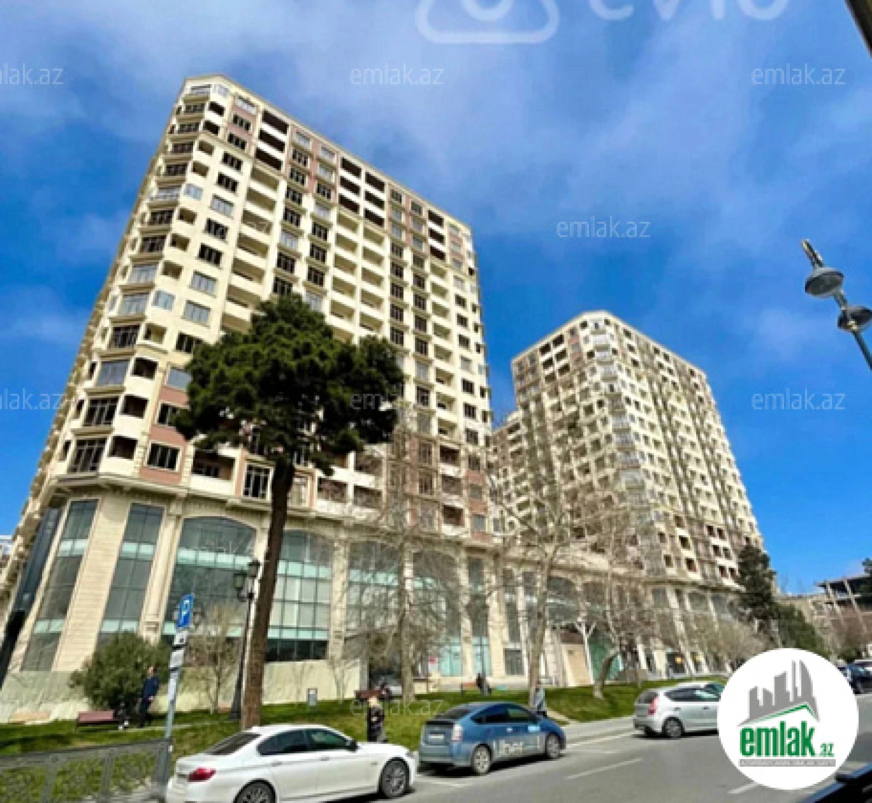 Satılır 3 otaqlı yeni tikili 138 m²