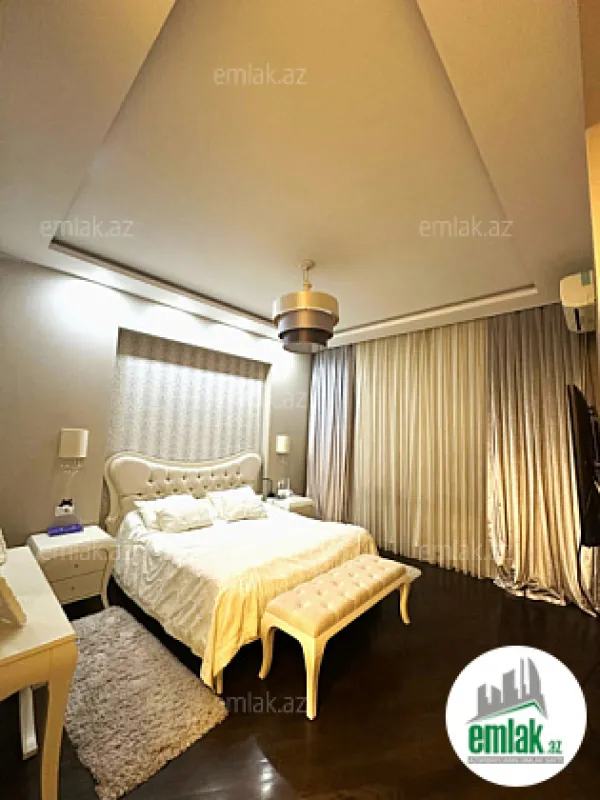 Satılır 4 otaqlı yeni tikili 202 m²