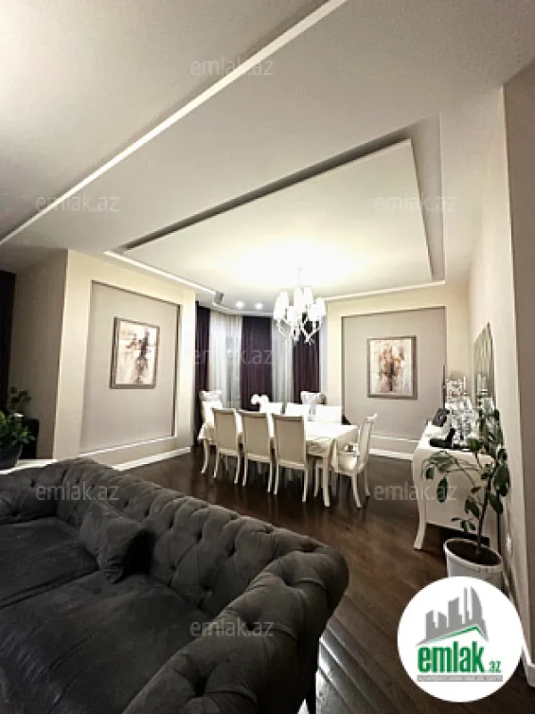 Satılır 4 otaqlı yeni tikili 202 m²