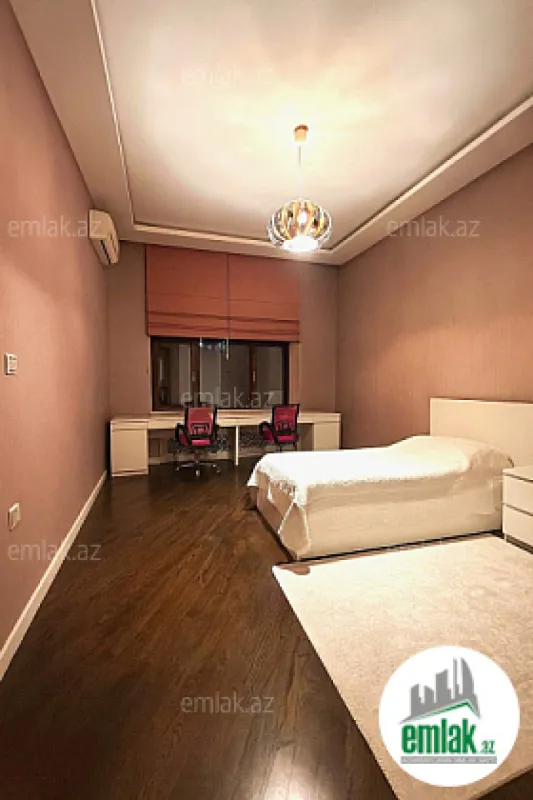 Satılır 4 otaqlı yeni tikili 202 m²
