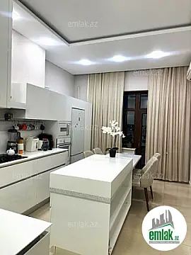 Satılır 4 otaqlı yeni tikili 202 m²