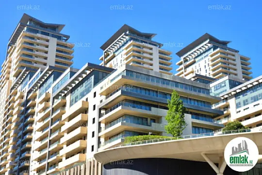 Satılır 4 otaqlı yeni tikili 180 m²