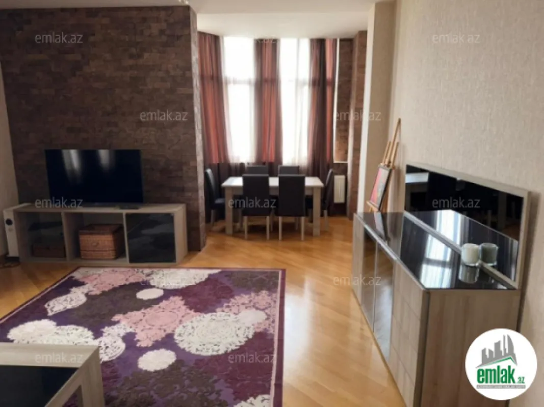 Satılır 2 otaqlı yeni tikili 90 m²