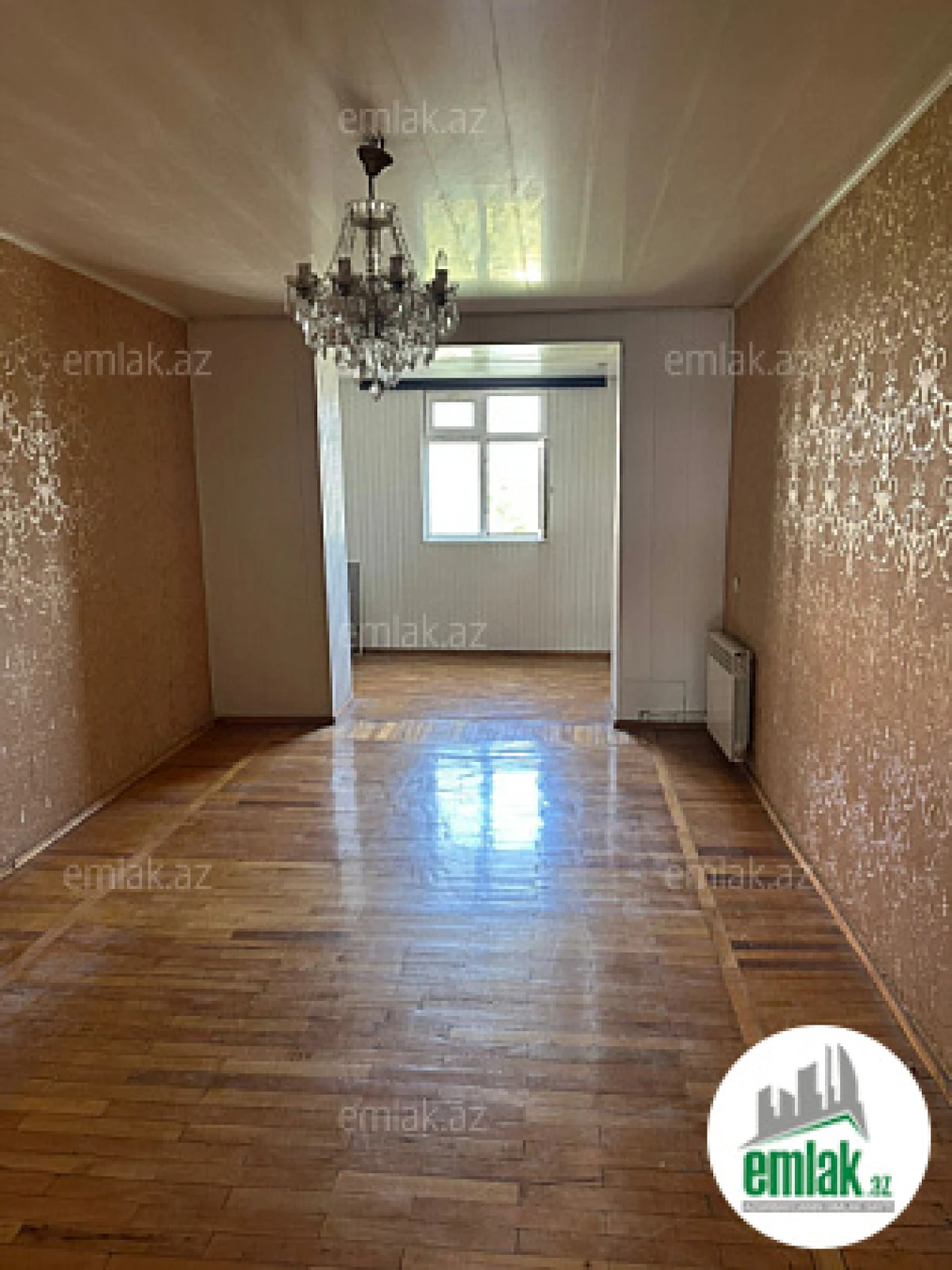 Satılır 2 otaqlı köhnə tikili 65 m²