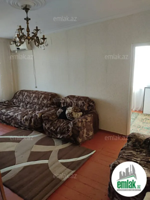 Satılır 2 otaqlı köhnə tikili 65 m²