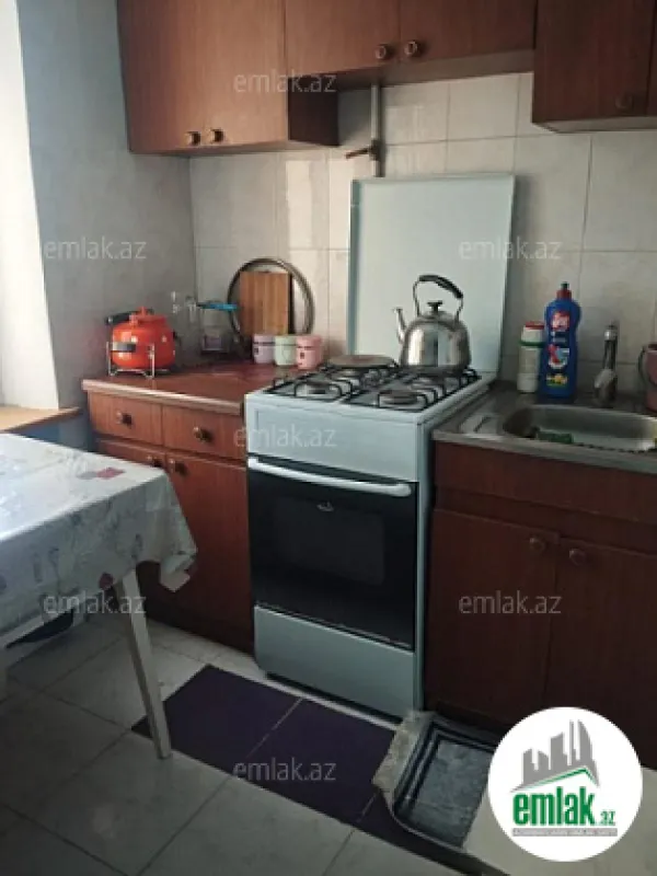 Satılır 3 otaqlı yeni tikili 130 m²