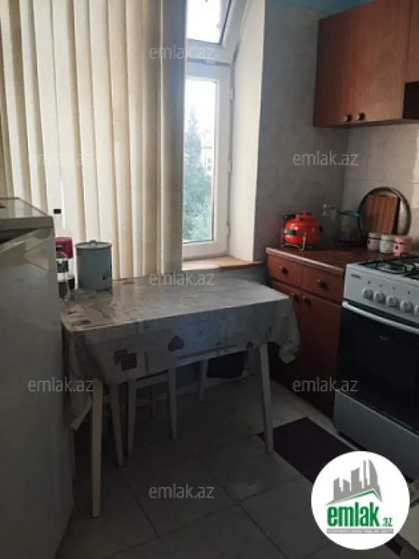 Satılır 3 otaqlı yeni tikili 130 m²