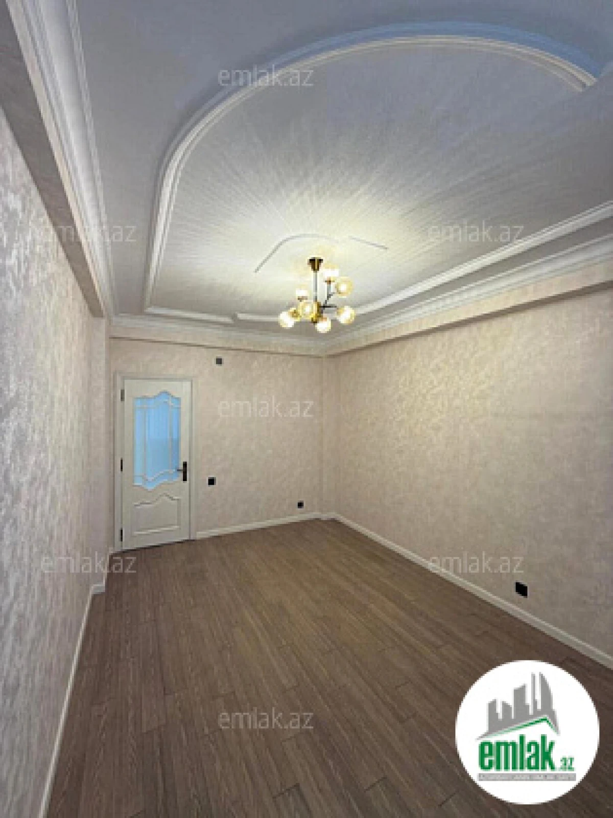 Satılır 3 otaqlı yeni tikili 120 m²