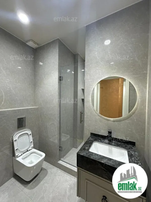 Satılır 3 otaqlı yeni tikili 120 m²