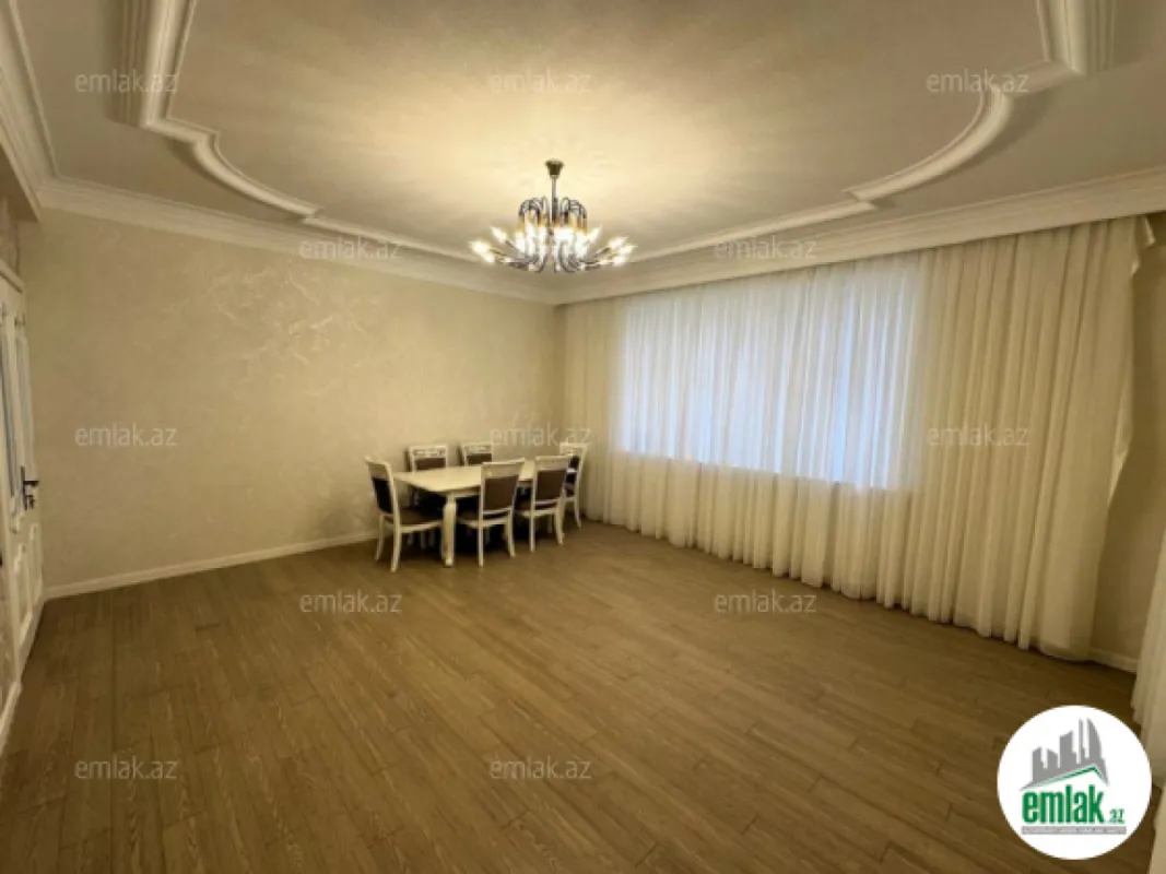 Satılır 3 otaqlı yeni tikili 120 m²