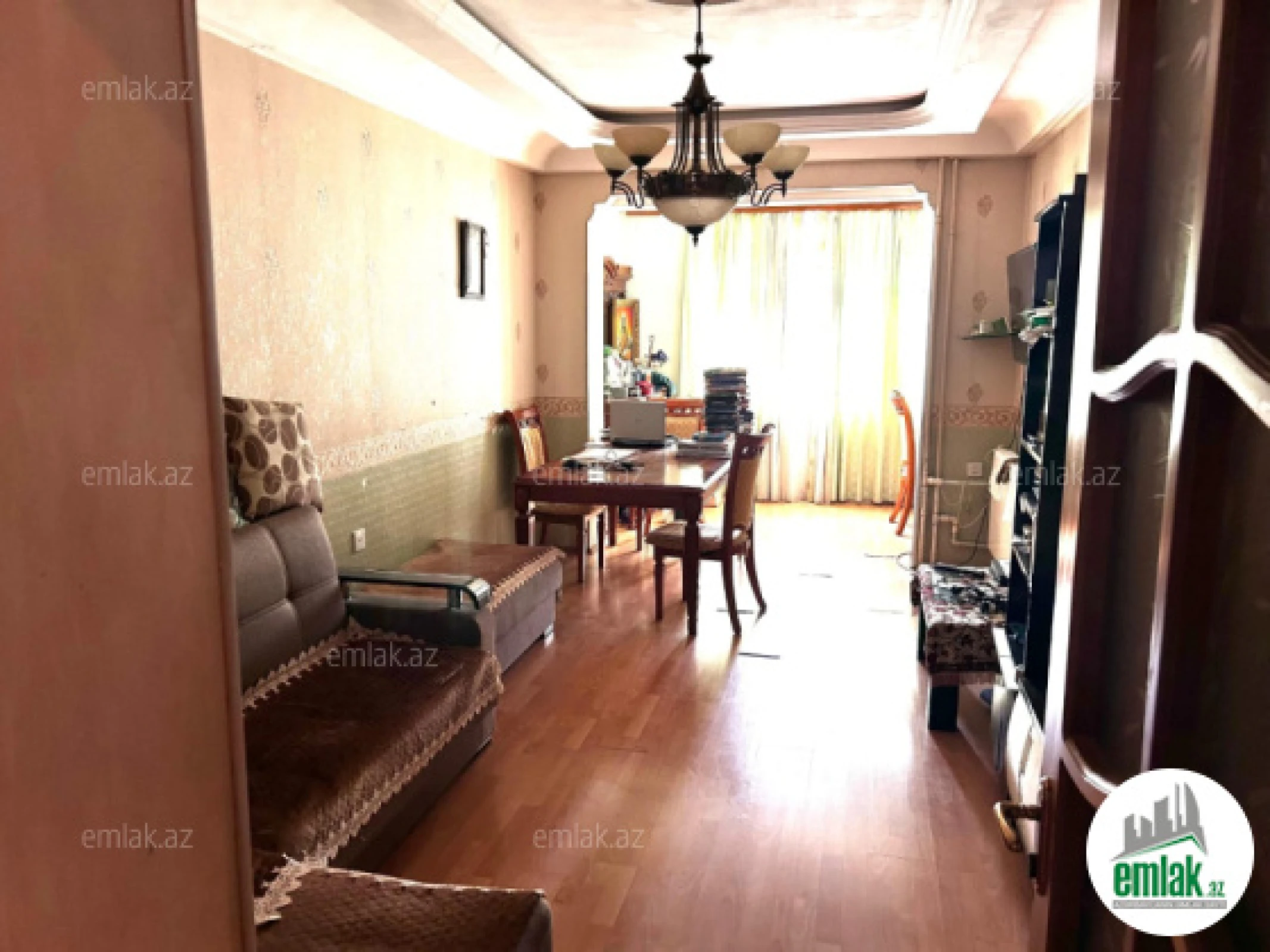 Satılır 2 otaqlı köhnə tikili 65 m²