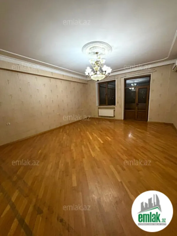 Satılır 4 otaqlı yeni tikili 175 m²