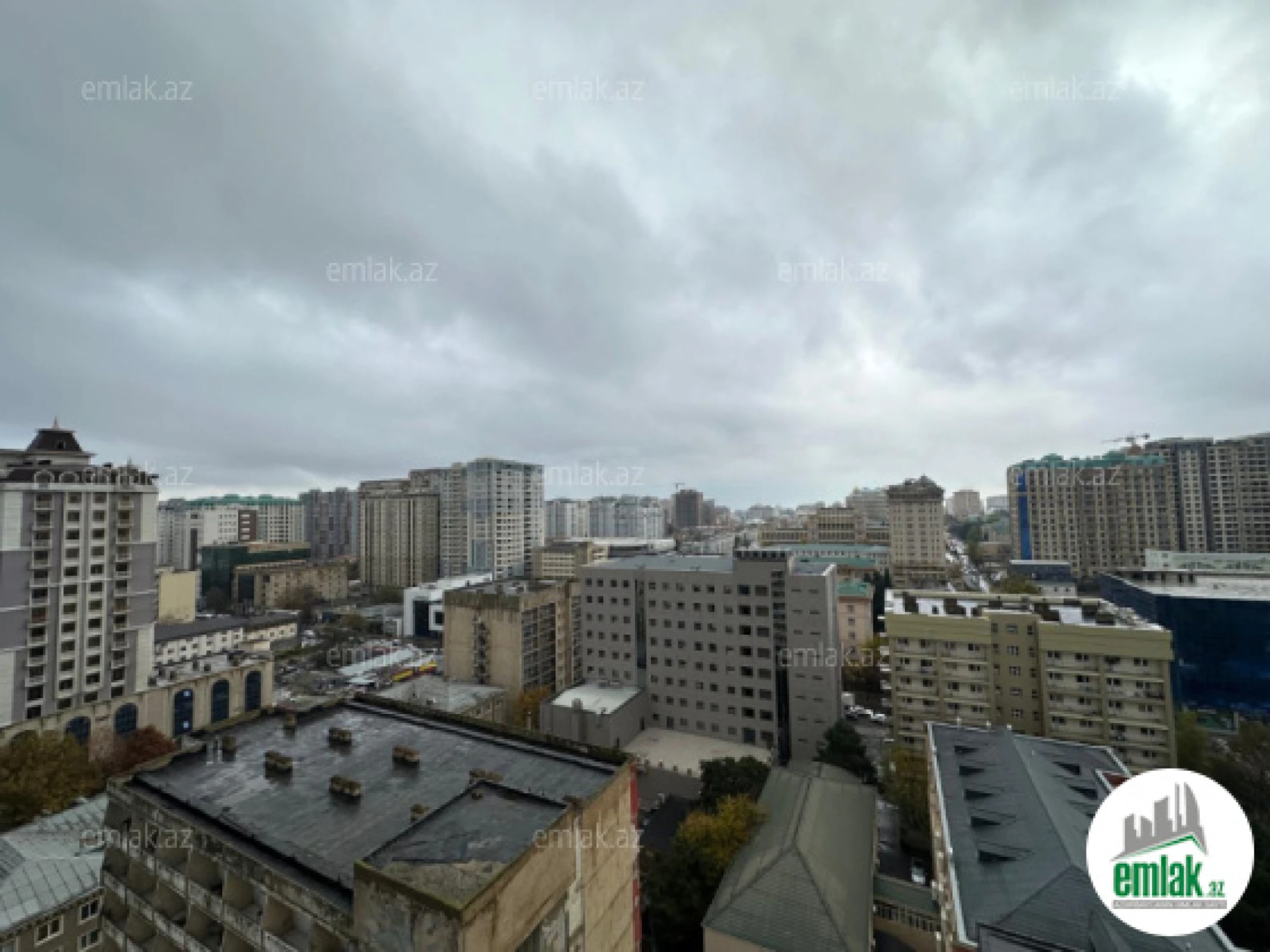 Satılır 4 otaqlı yeni tikili 140 m²