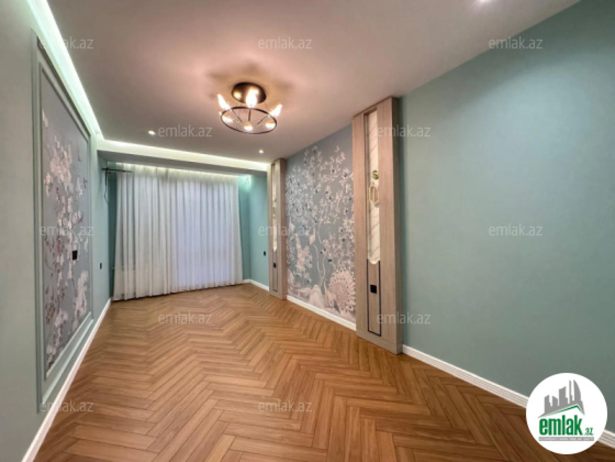 Satılır 4 otaqlı yeni tikili 140 m²