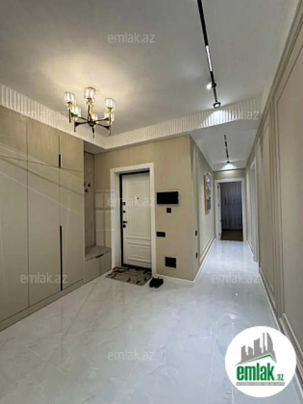 Satılır 4 otaqlı yeni tikili 140 m²