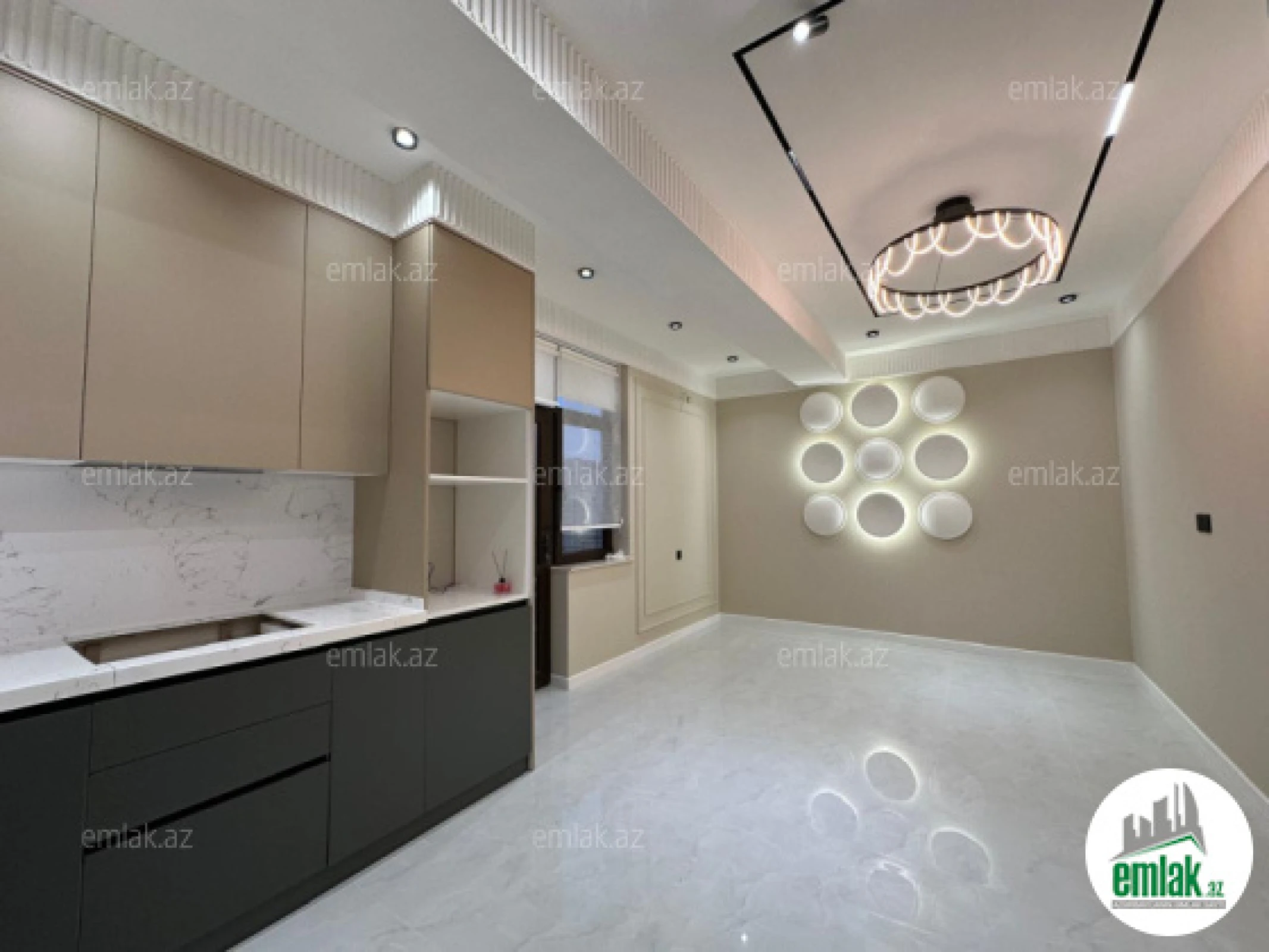 Satılır 4 otaqlı yeni tikili 140 m²