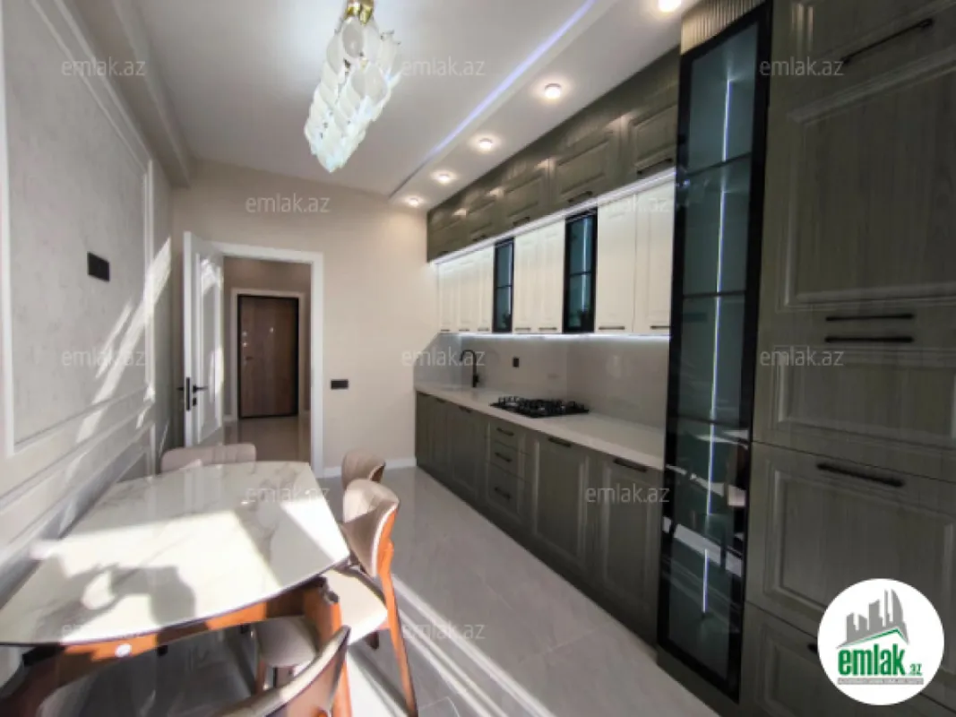 Satılır 3 otaqlı yeni tikili 105 m²