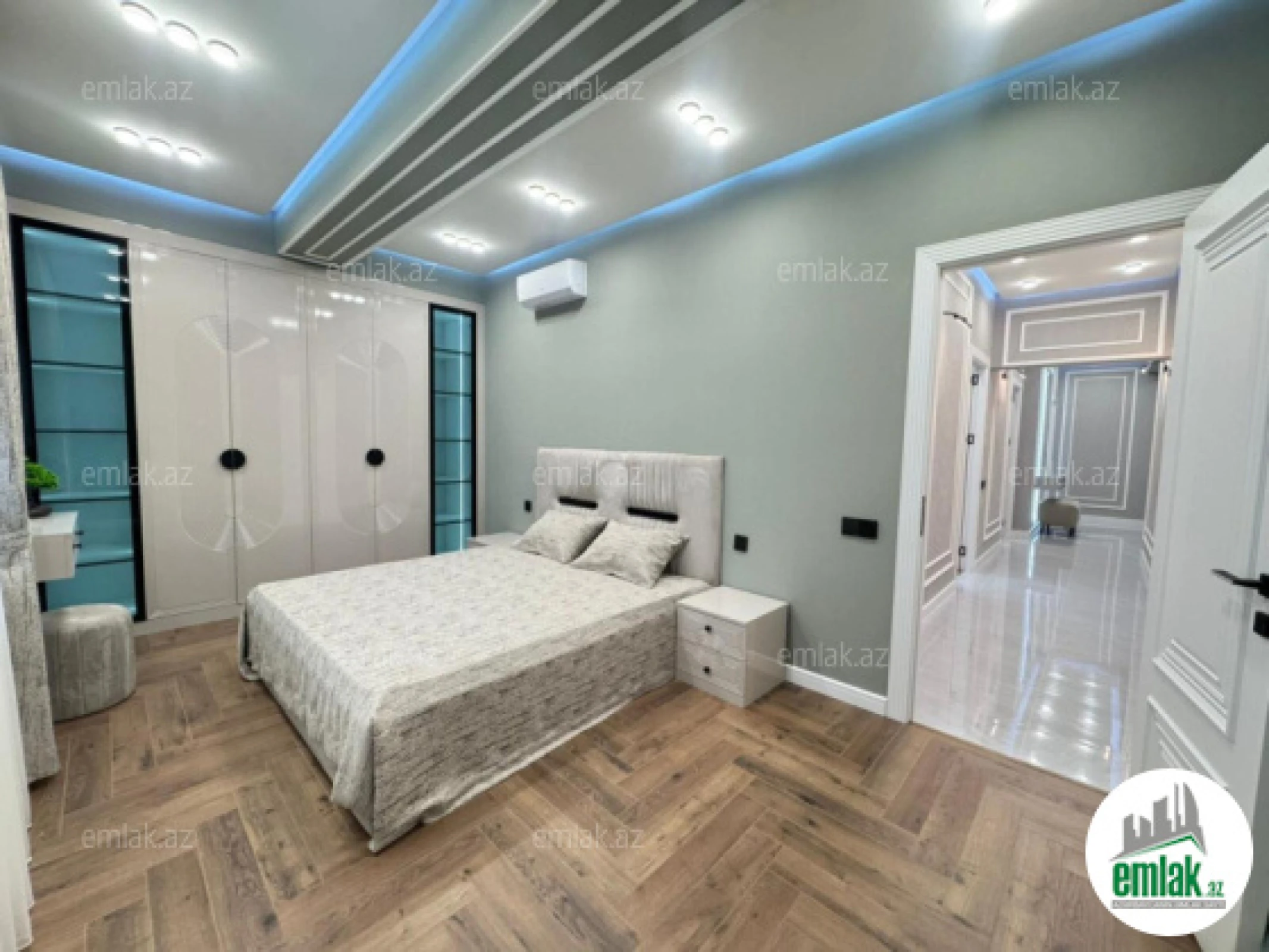 Satılır 3 otaqlı yeni tikili 105 m²