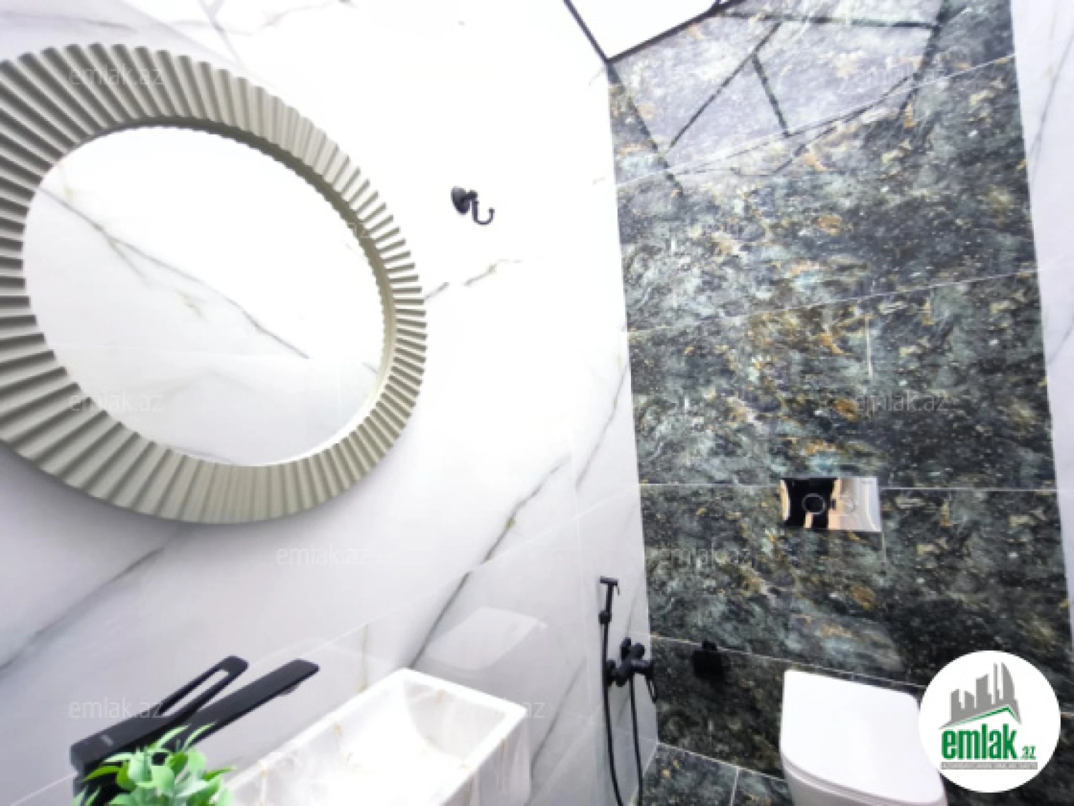 Satılır 3 otaqlı yeni tikili 105 m²