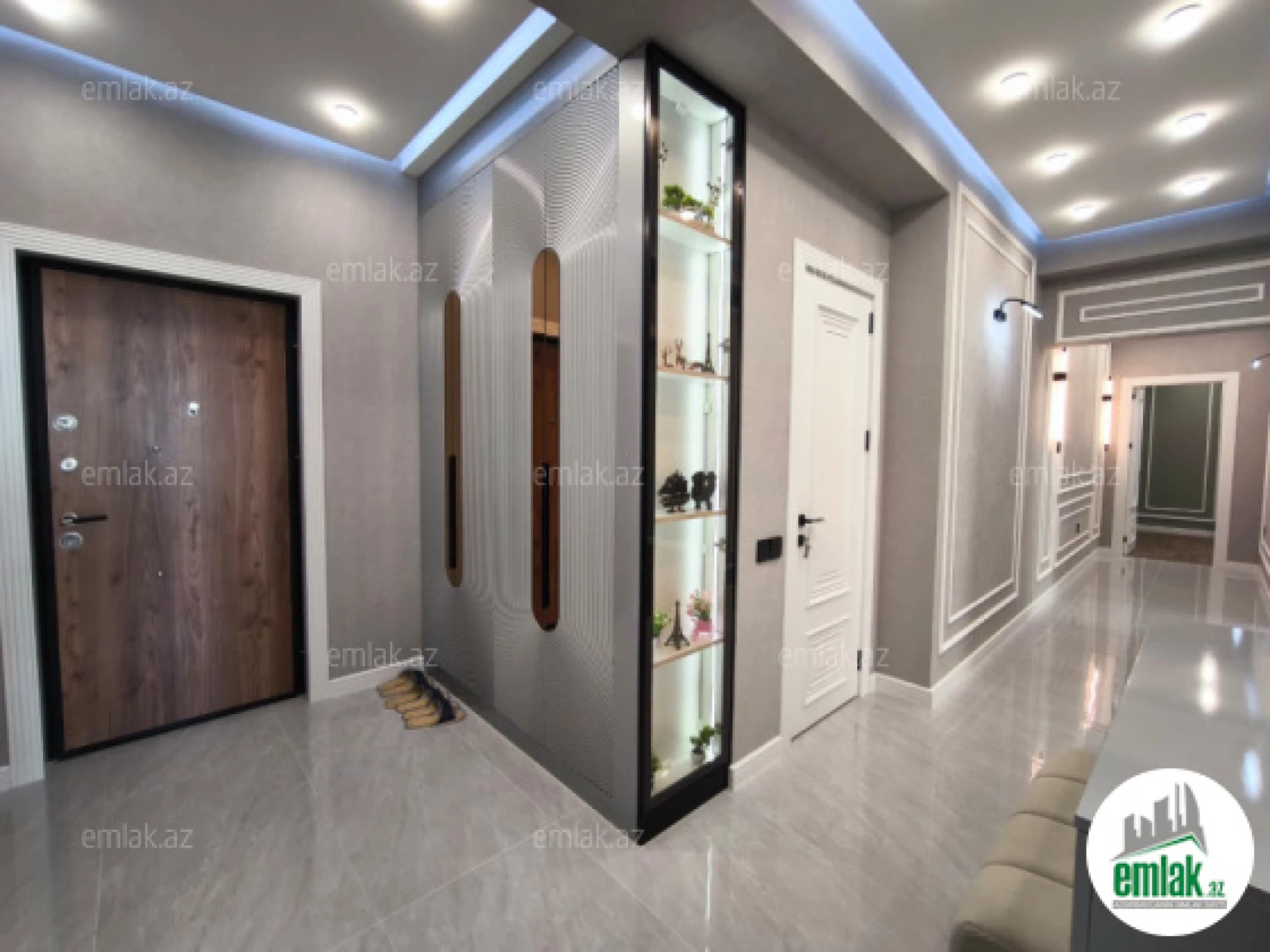 Satılır 3 otaqlı yeni tikili 105 m²