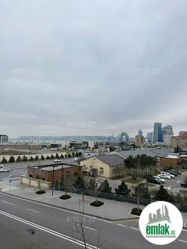 Satılır 2 otaqlı yeni tikili 75 m²