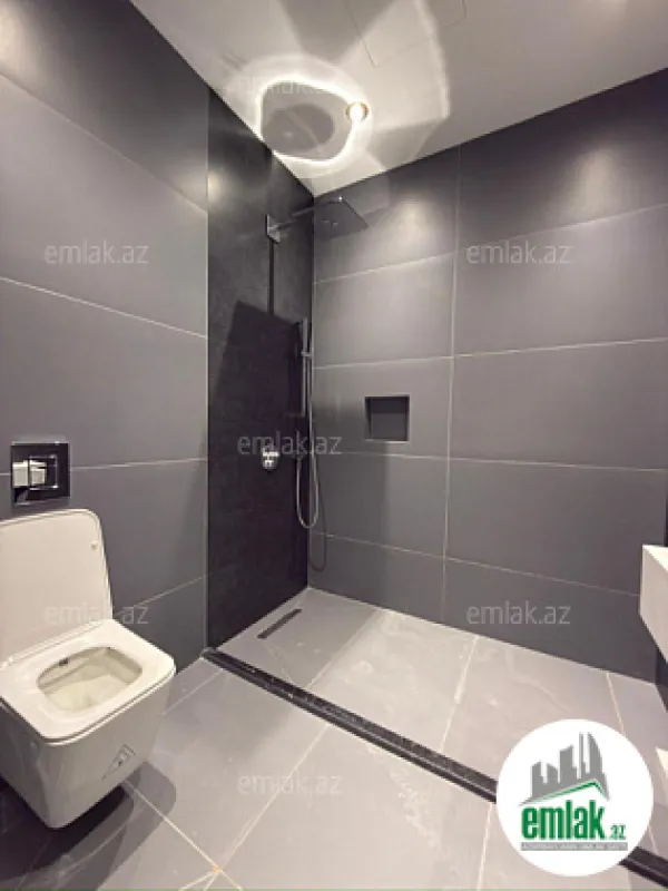 Satılır 2 otaqlı yeni tikili 75 m²