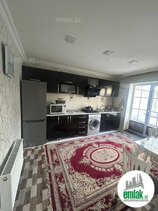 Satılır 5 otaqlı həyət evi 160 m²