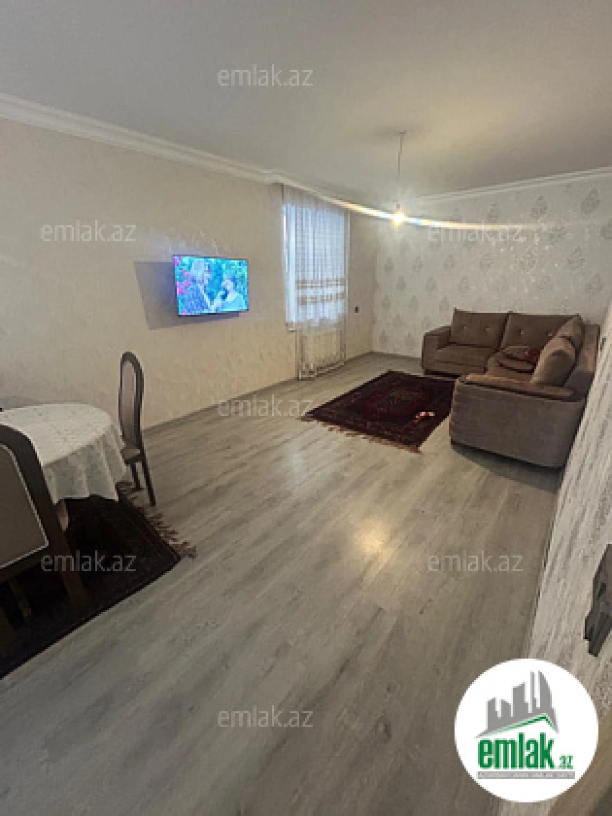 Satılır 5 otaqlı həyət evi 160 m²