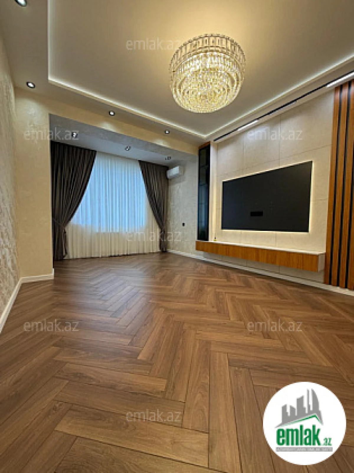 Satılır 3 otaqlı yeni tikili 105 m²