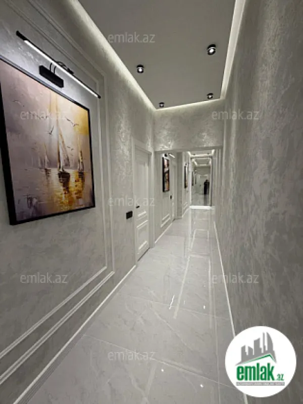 Satılır 3 otaqlı yeni tikili 105 m²