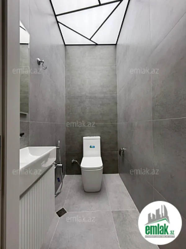 Satılır 3 otaqlı yeni tikili 105 m²