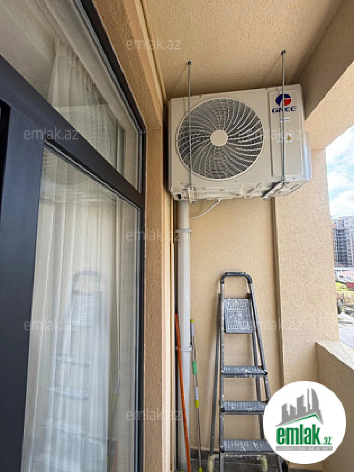 Satılır 3 otaqlı yeni tikili 105 m²