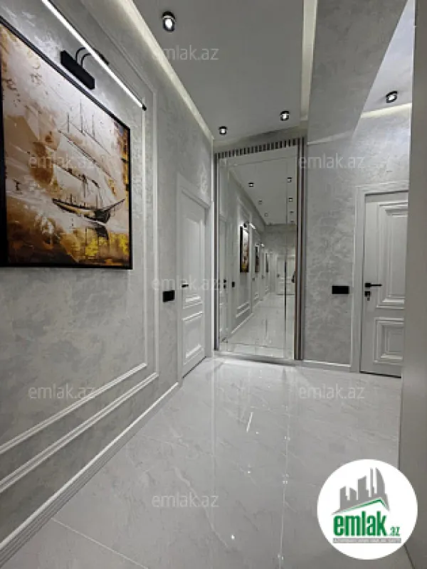 Satılır 3 otaqlı yeni tikili 105 m²