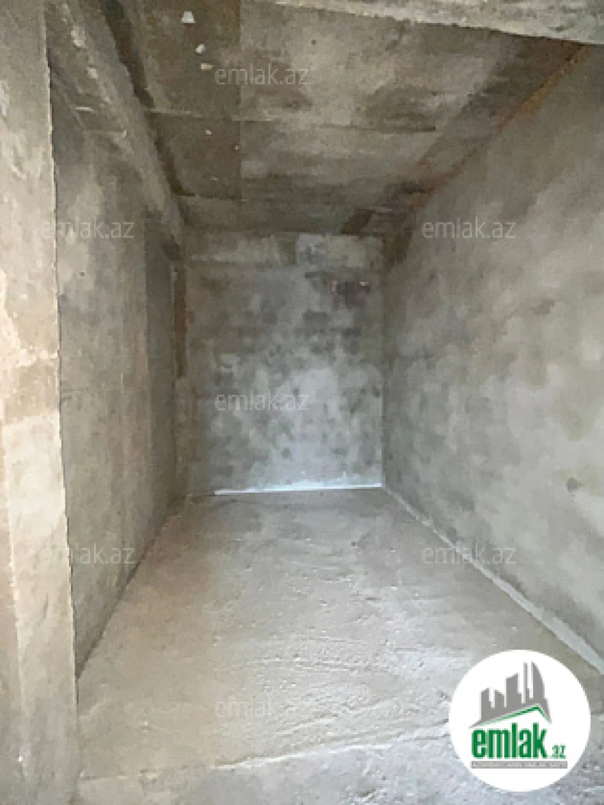 Satılır 4 otaqlı yeni tikili 210 m²