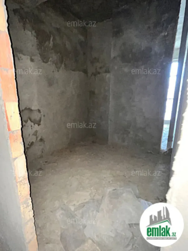 Satılır 4 otaqlı yeni tikili 210 m²