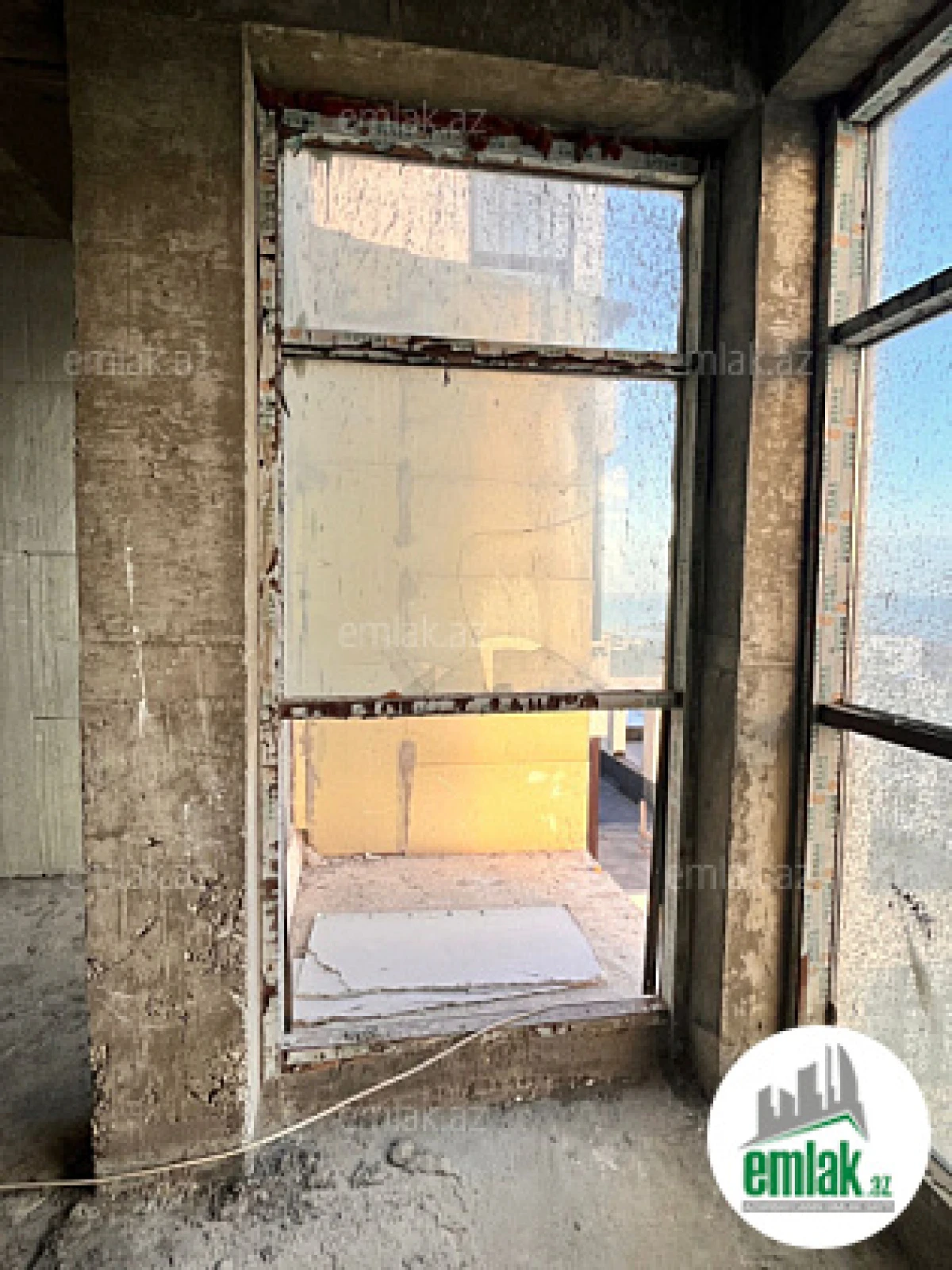 Satılır 4 otaqlı yeni tikili 210 m²